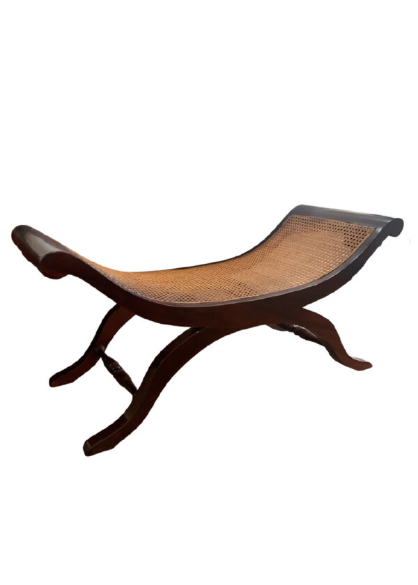 Curved Bench Netted Design